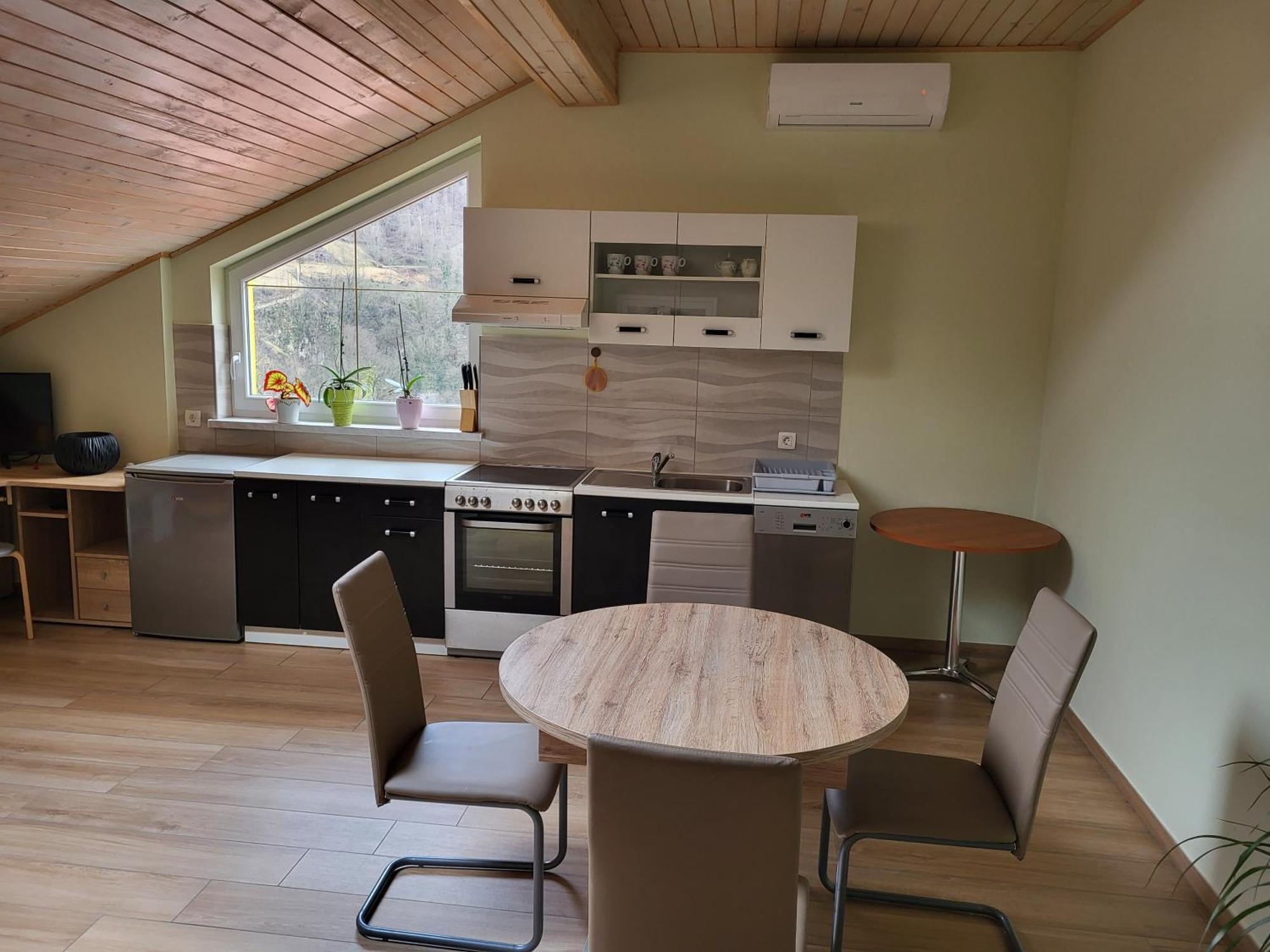 Apartma Jermol 모스트나소시 외부 사진